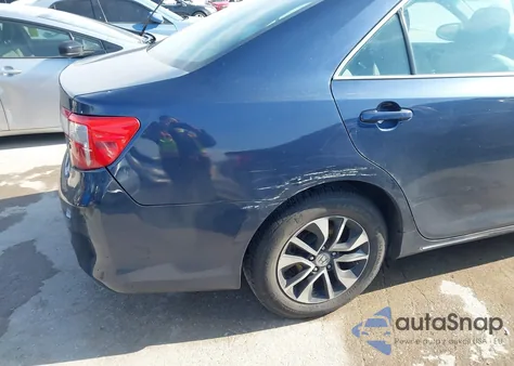 2014 Toyota Camry Le из США, поврежденный, VIN 4T4BF1FK9ER376123